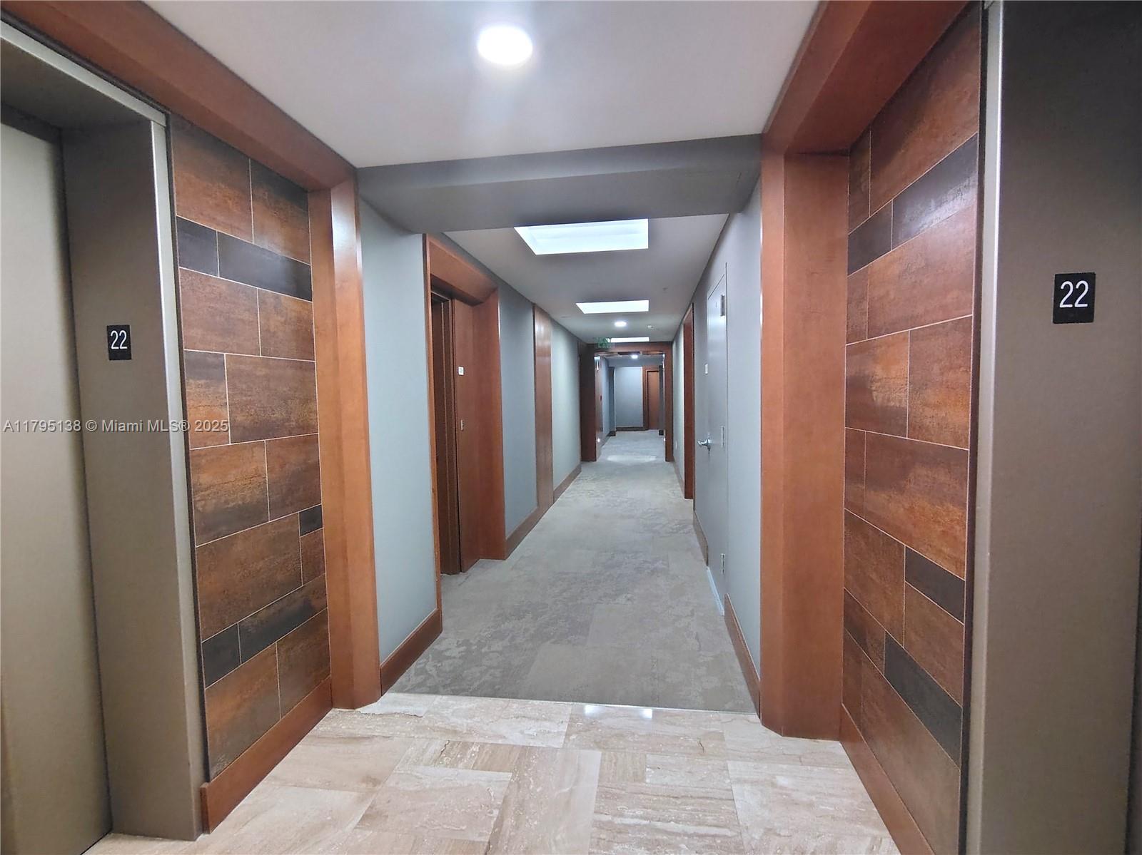 31 SE 5th St # 3006