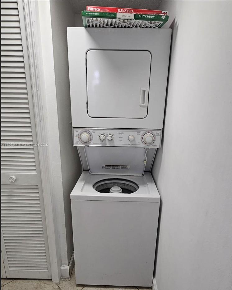 1700 NW N River Dr # 1009