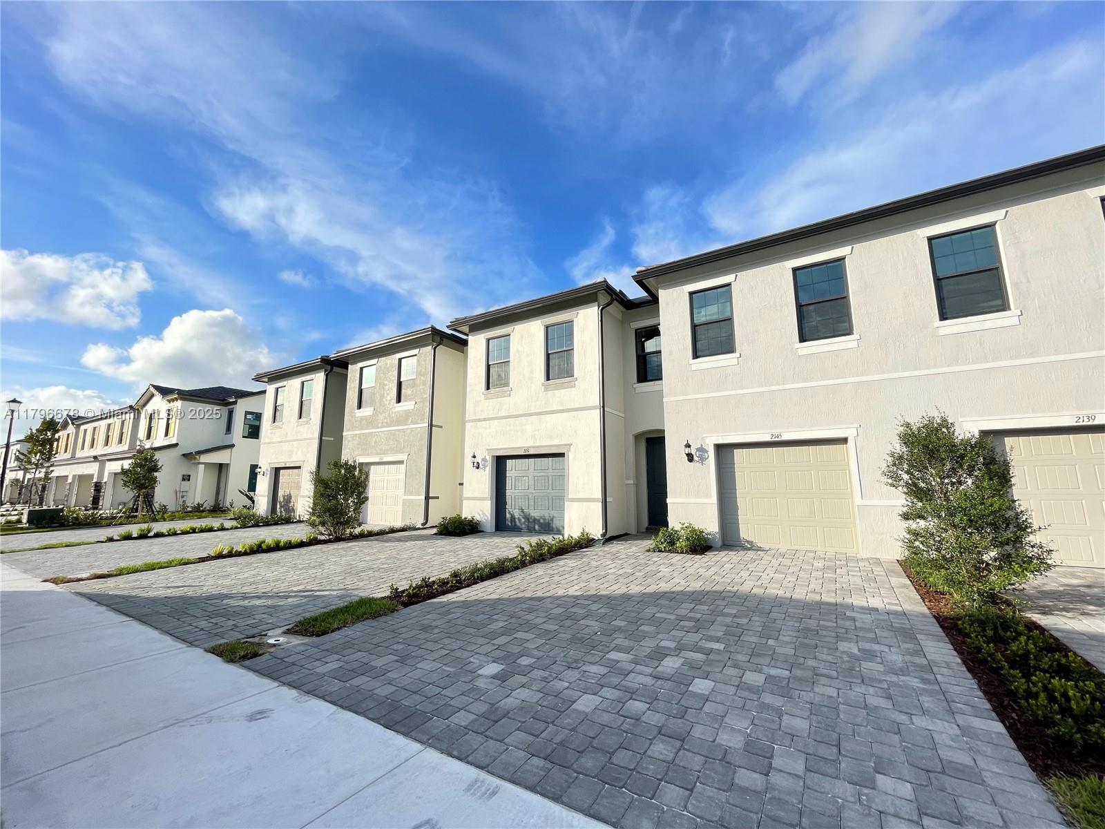 2151 S Appleton Cir S # 2151