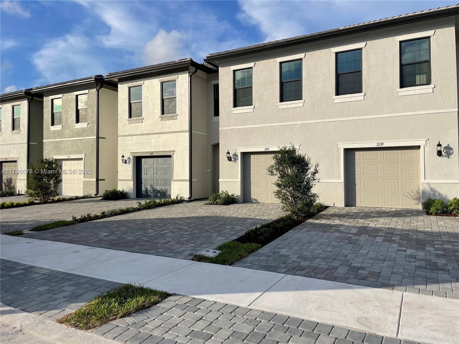 2151 S Appleton Cir S # 2151