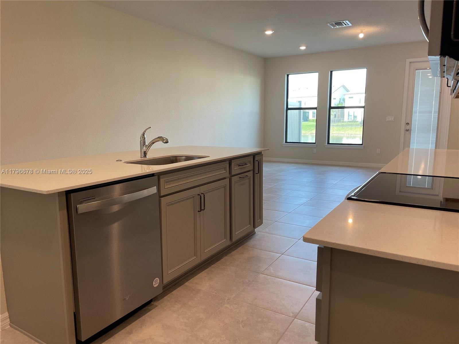 2151 S Appleton Cir S # 2151