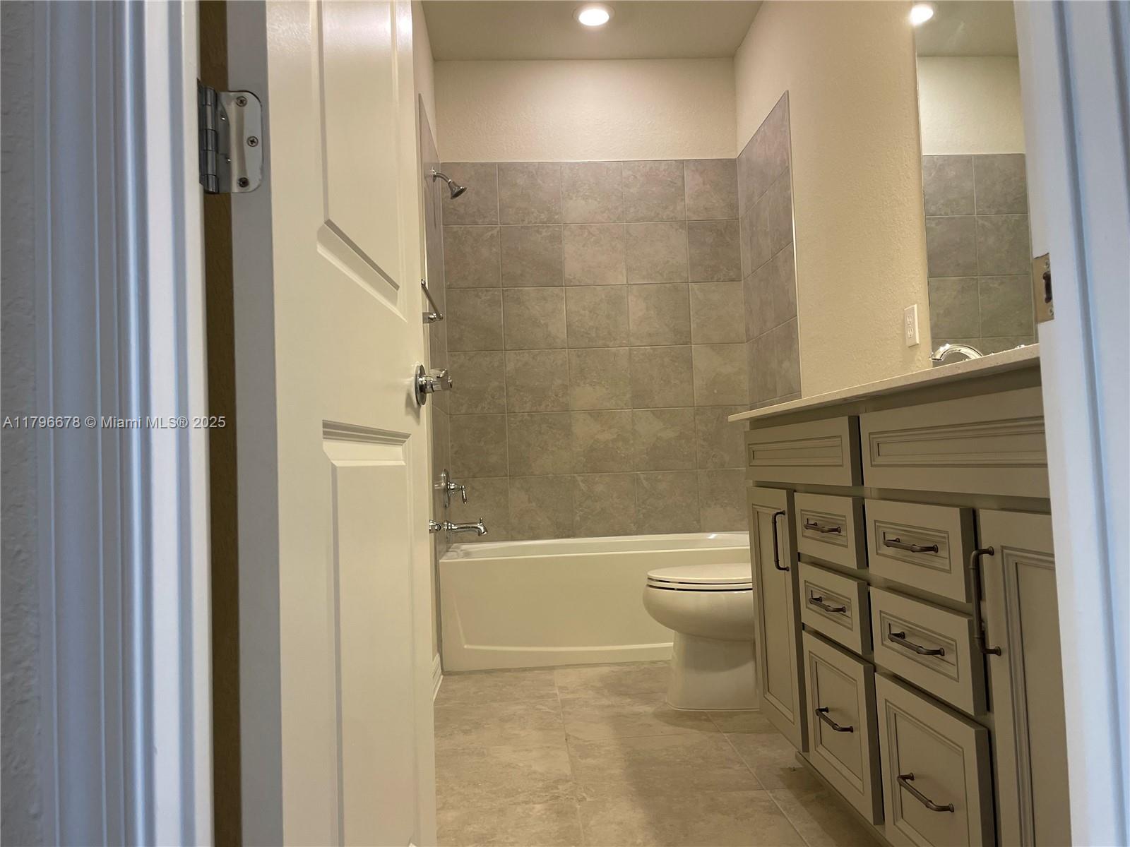 2151 S Appleton Cir S # 2151