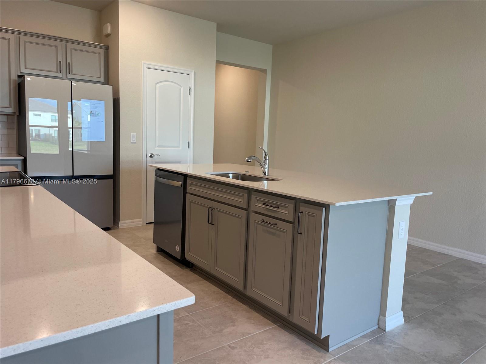 2151 S Appleton Cir S # 2151