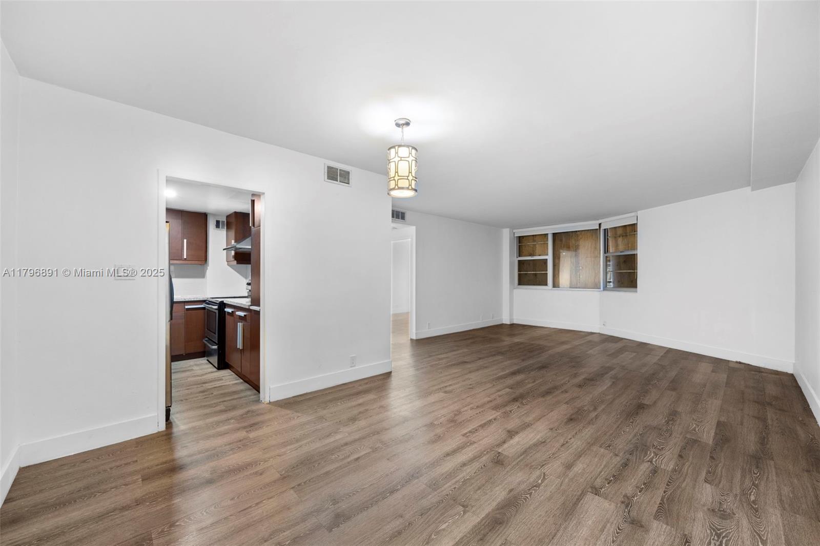 3301 NE 5th Ave # 104