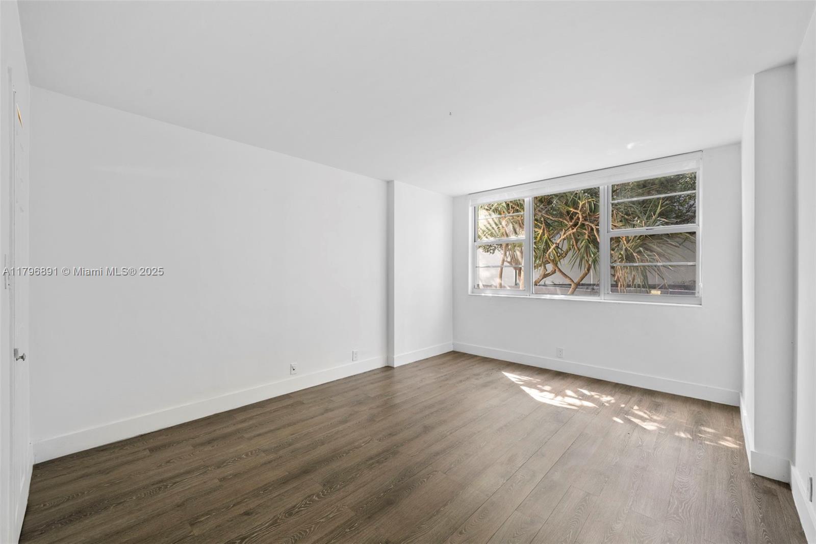 3301 NE 5th Ave # 104