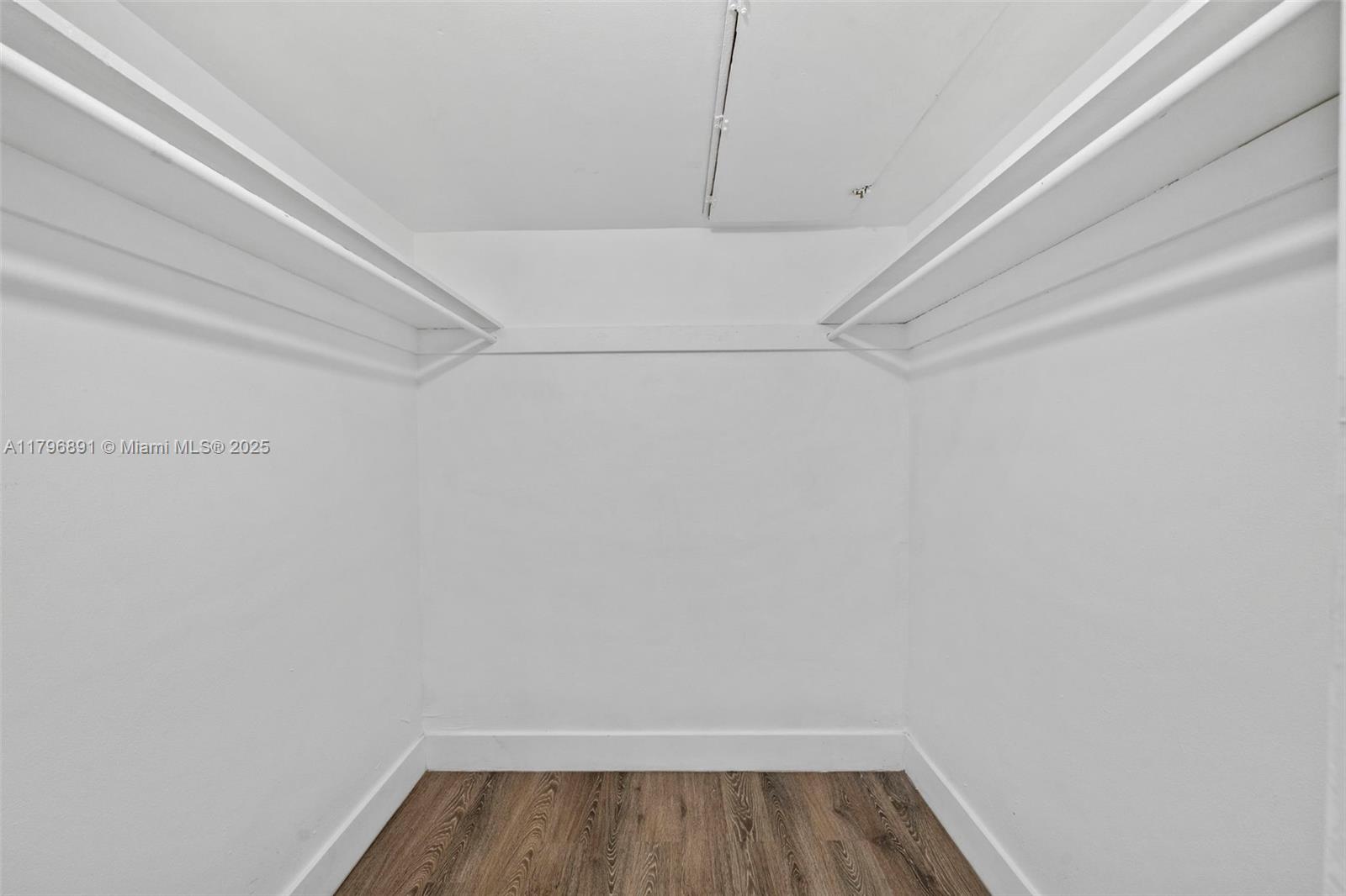 3301 NE 5th Ave # 104