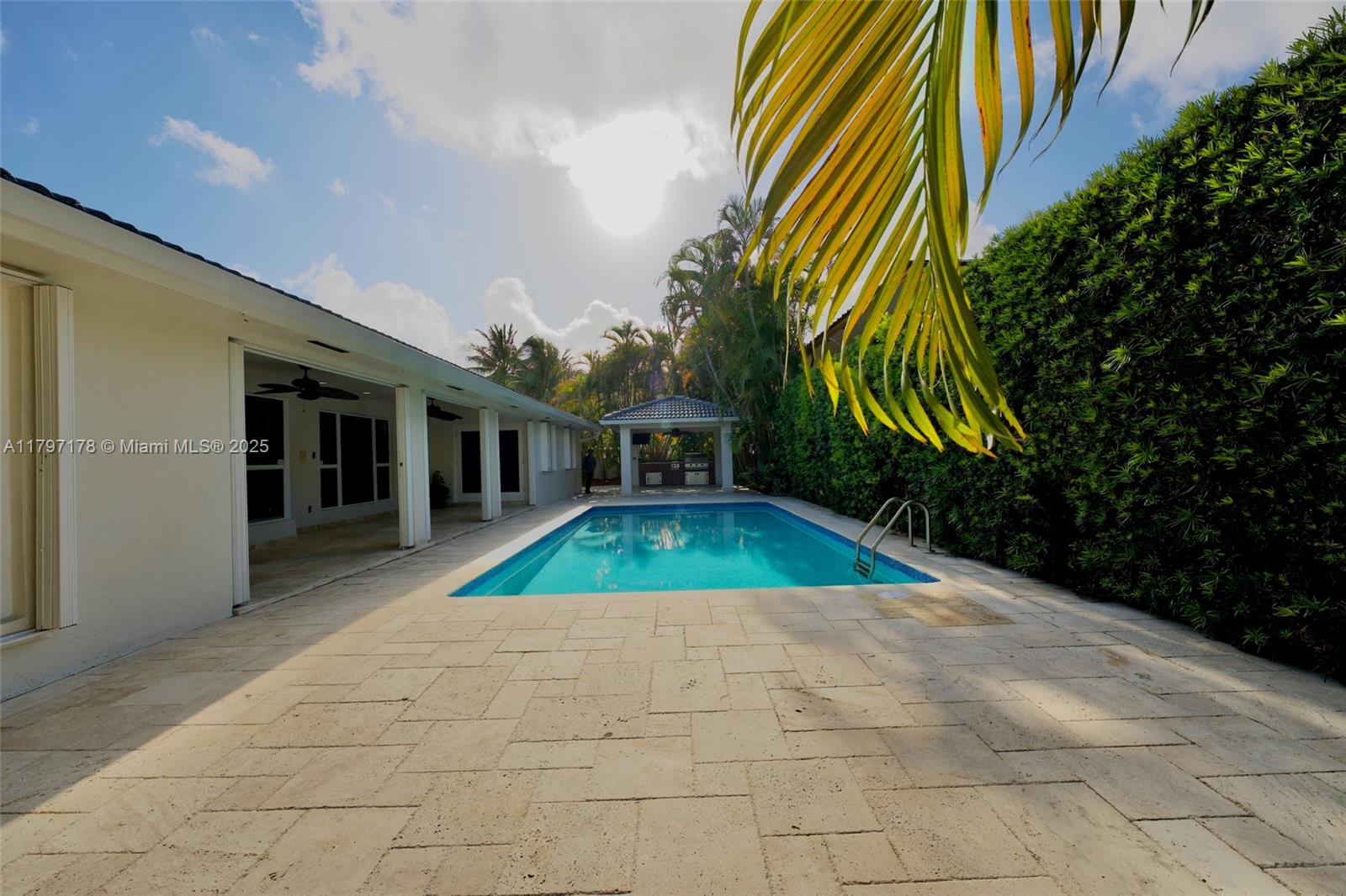 3261 SW 134th Ave