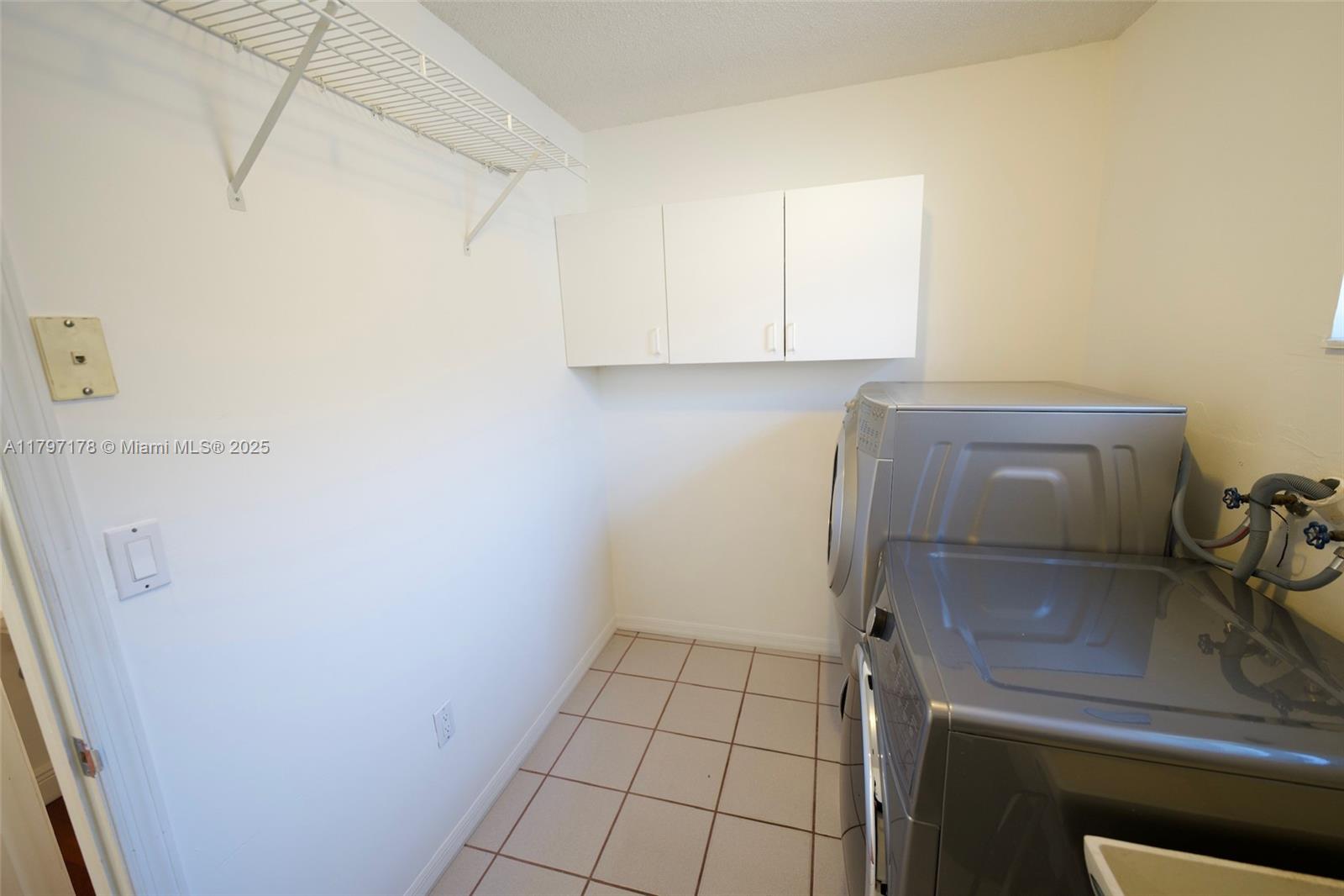 3261 SW 134th Ave