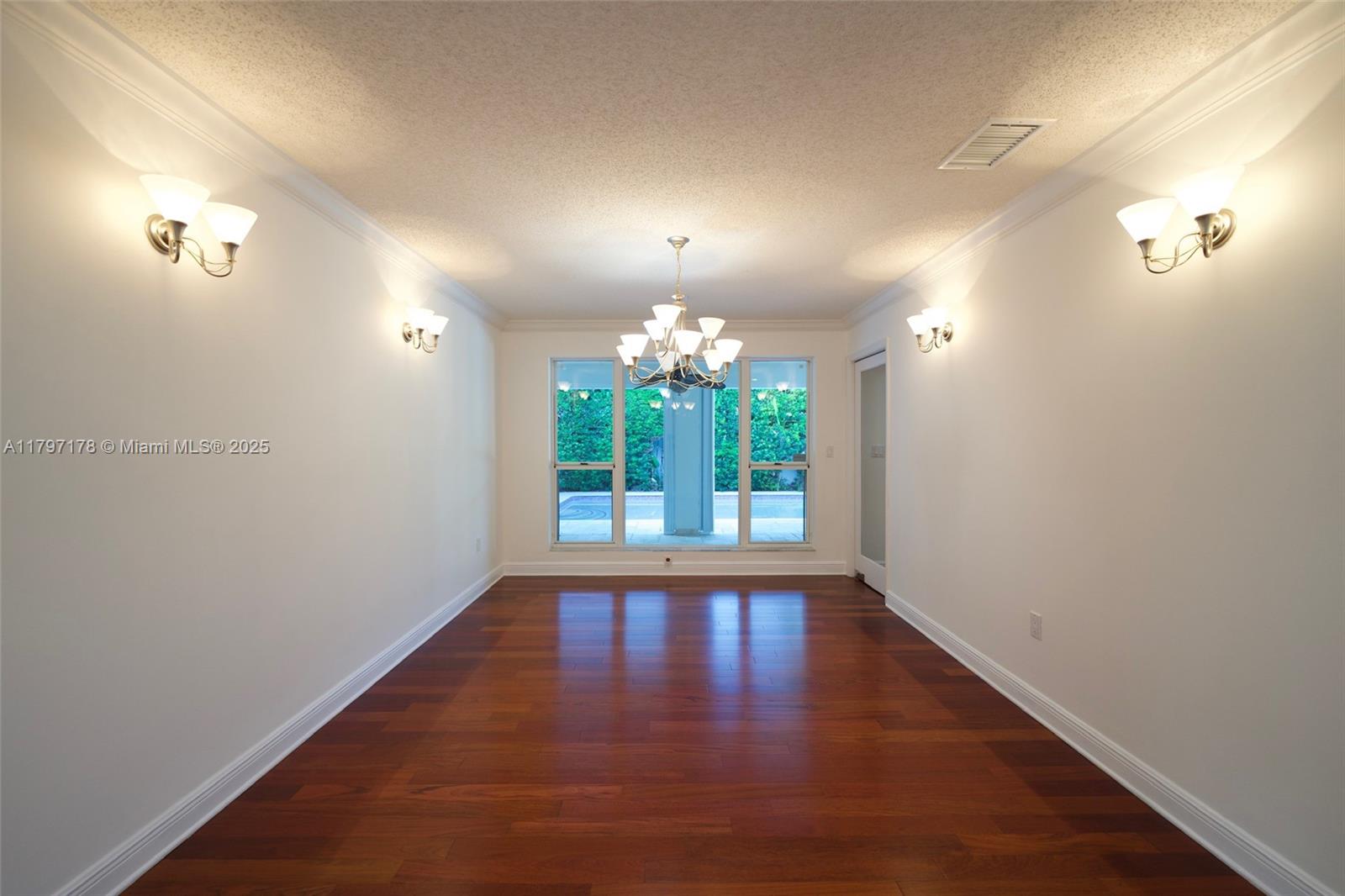 3261 SW 134th Ave