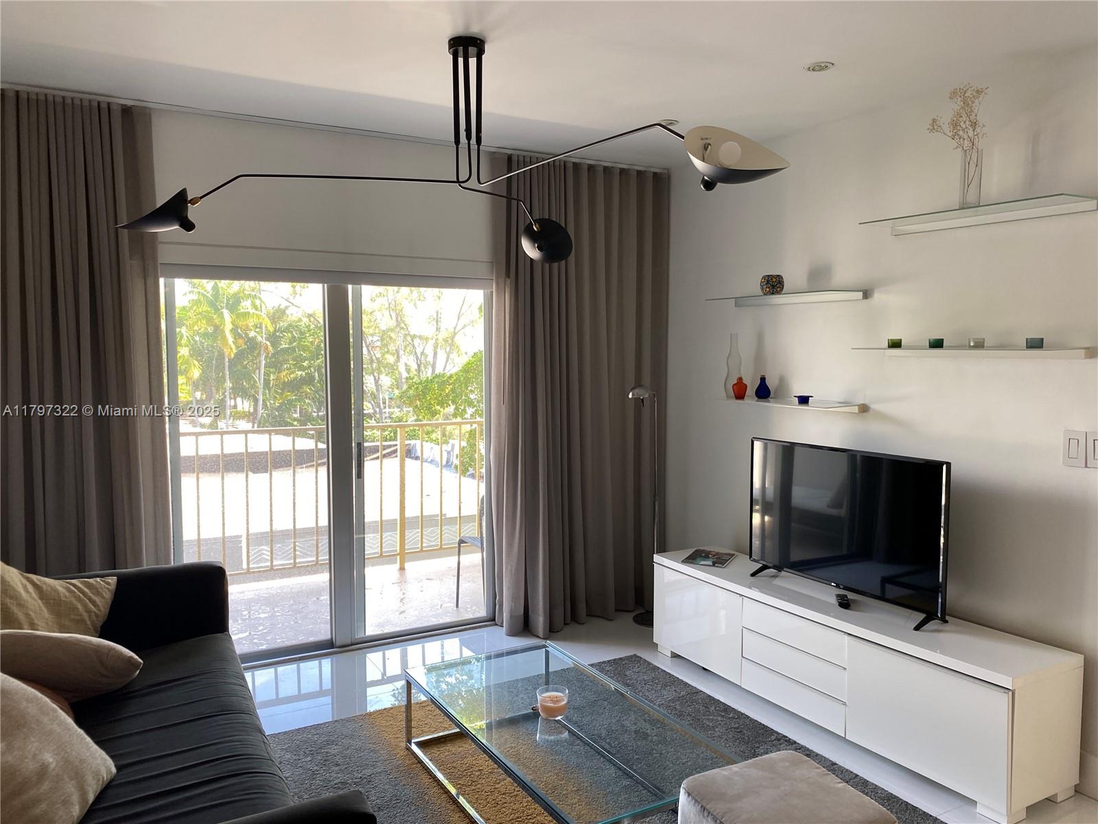 1540 Meridian Ave # 4K