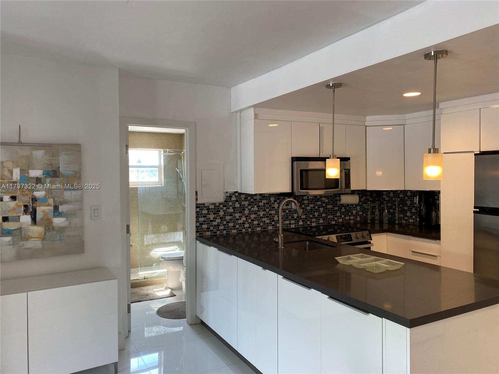 1540 Meridian Ave # 4K