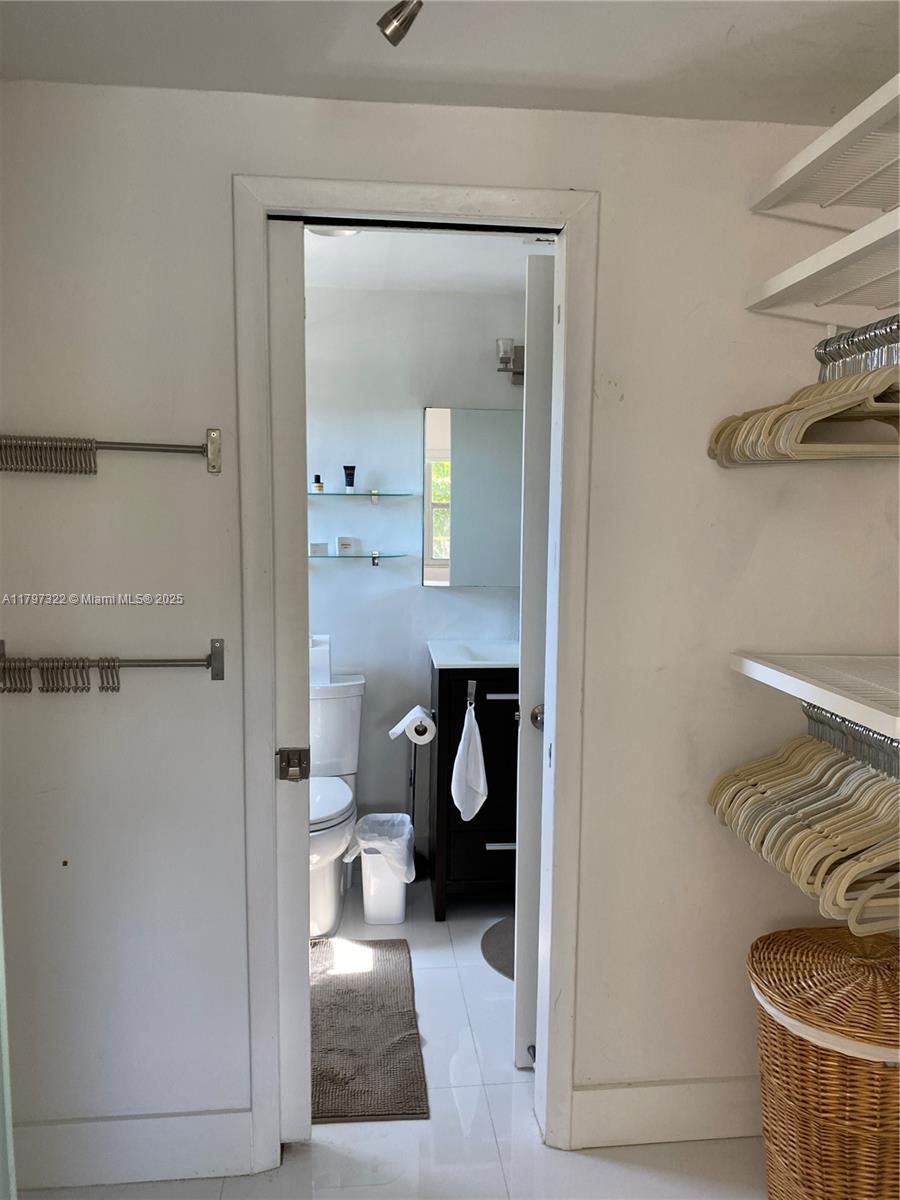 1540 Meridian Ave # 4K
