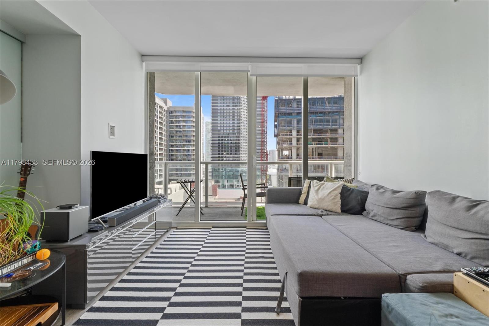 253 NE 2nd St # 2201