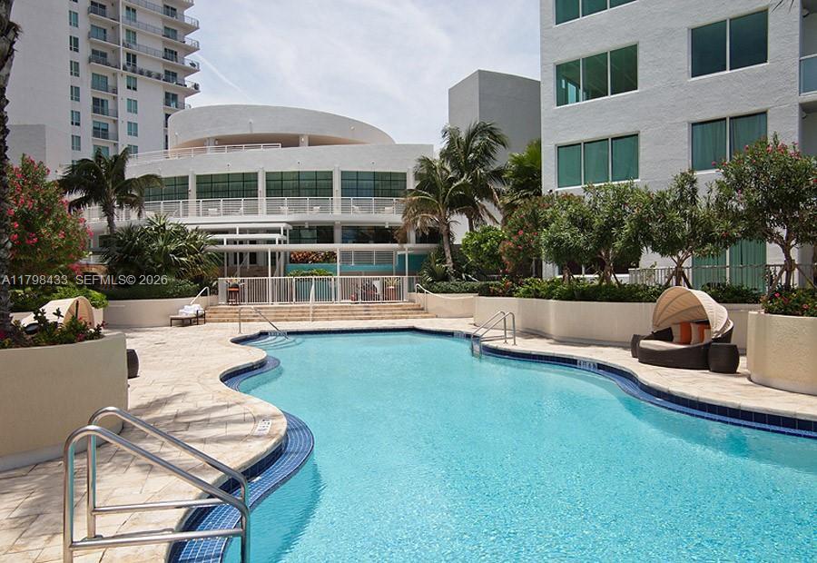 253 NE 2nd St # 2201