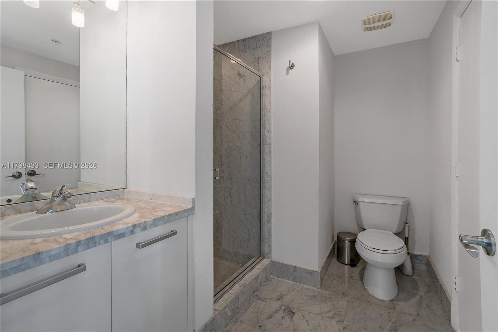 253 NE 2nd St # 2201