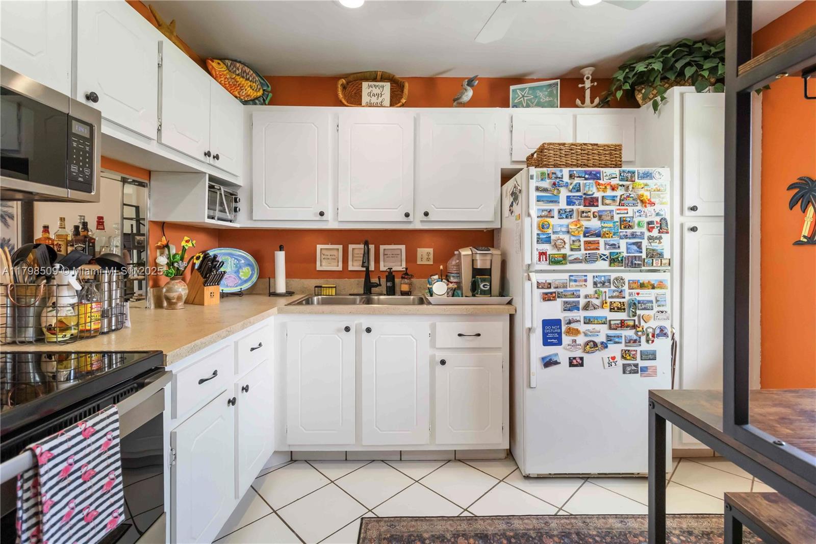302 Lake Evelyn Dr