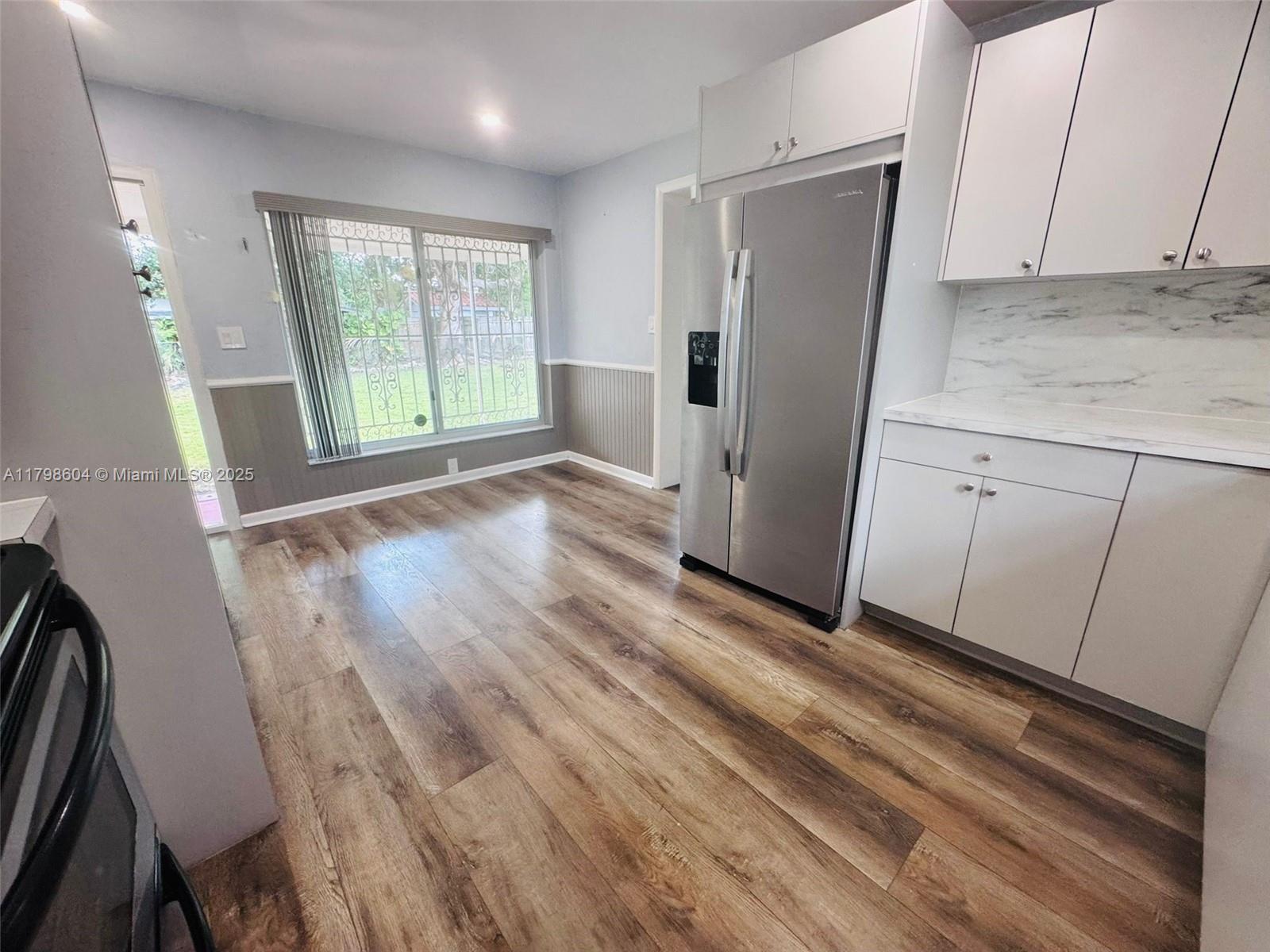 311 SW 49th Ave