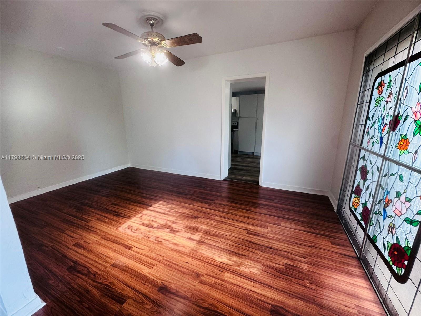 311 SW 49th Ave