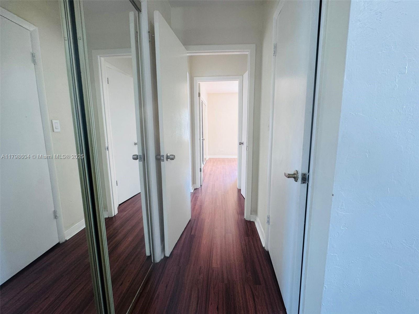 311 SW 49th Ave