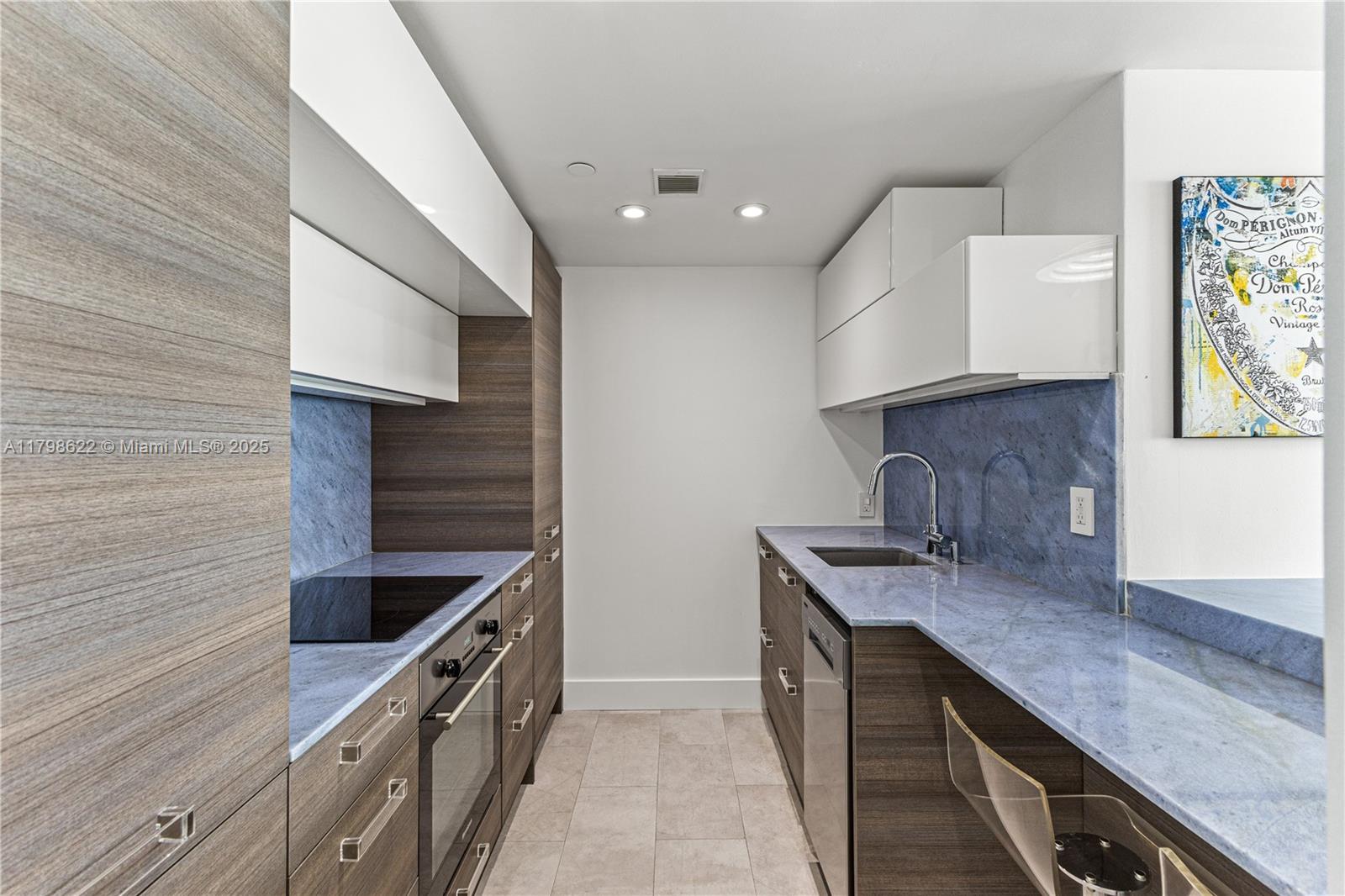 1000 West Ave # 1518