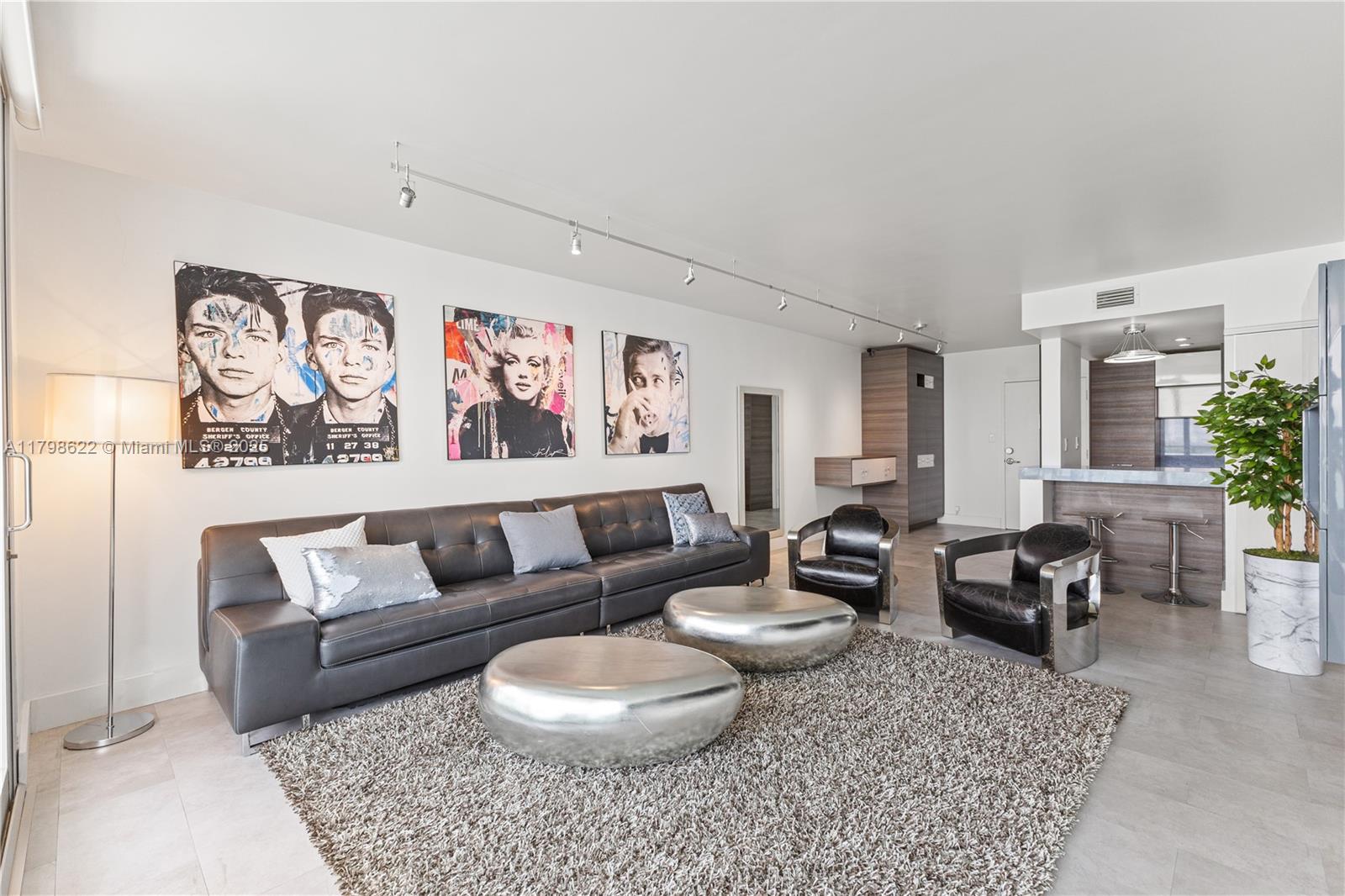 1000 West Ave # 1518