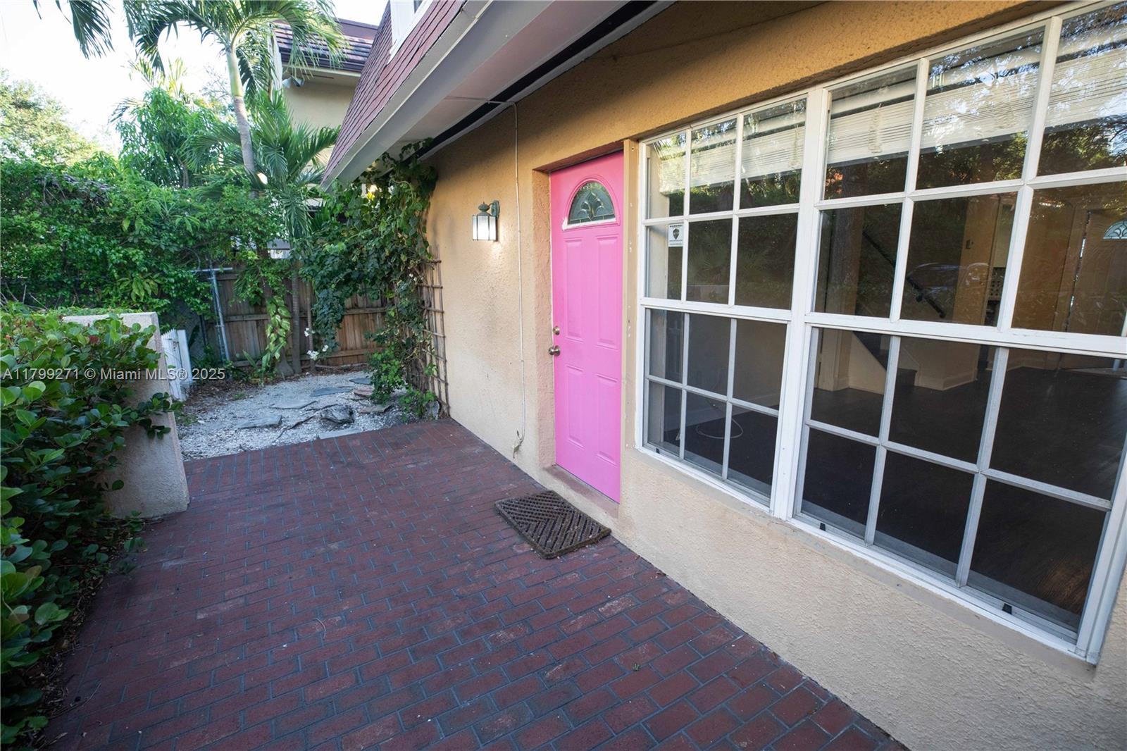 3173 Virginia St # 3173