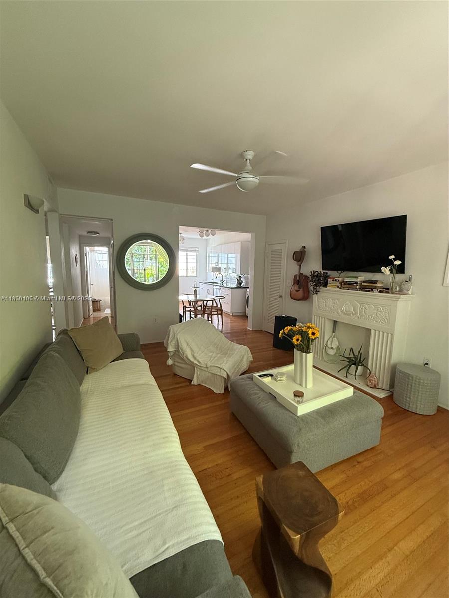 817 Lenox Ave # 5