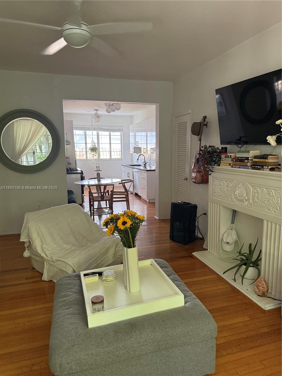 817 Lenox Ave # 5