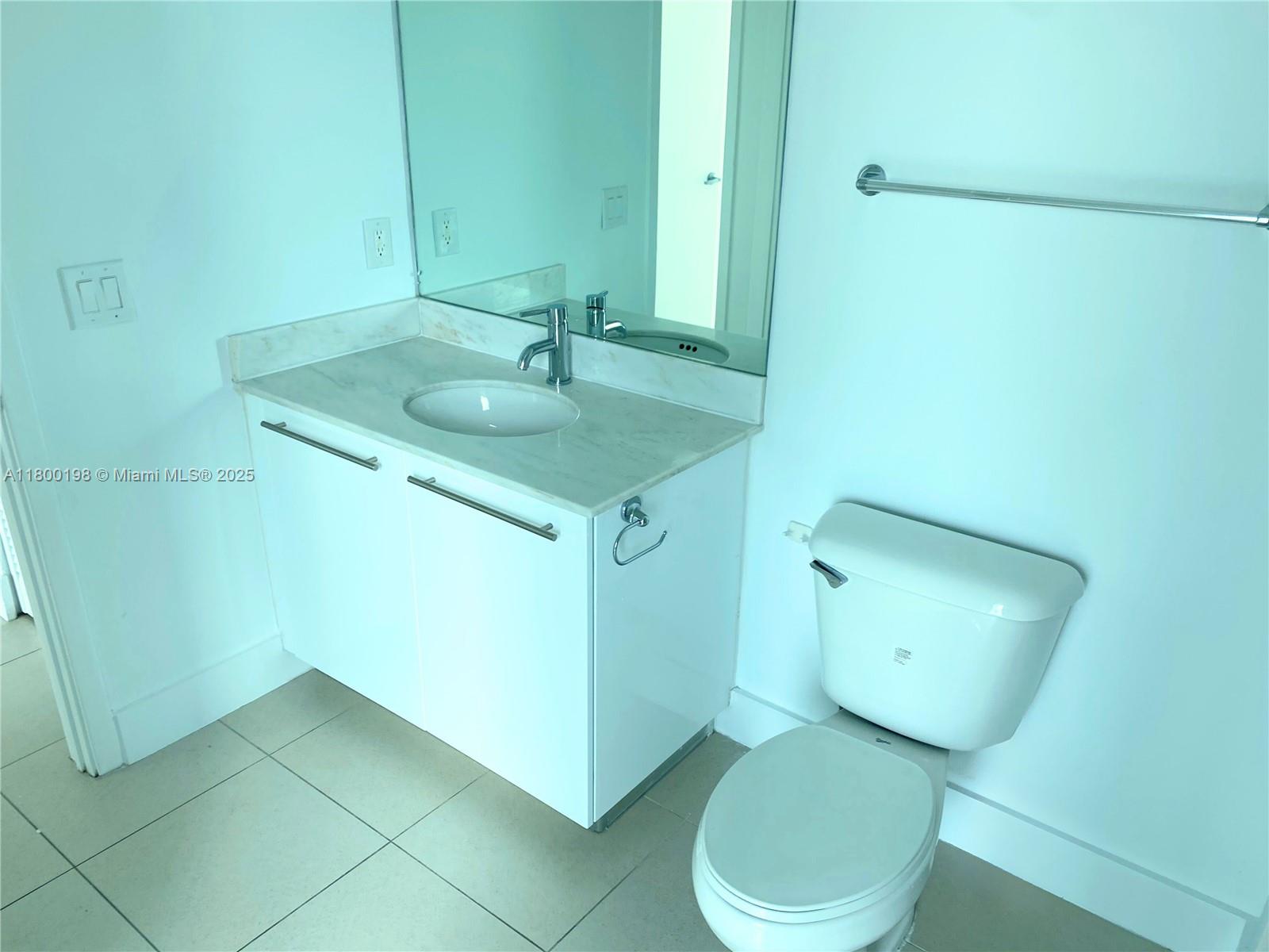 888 Biscayne Blvd # 4012
