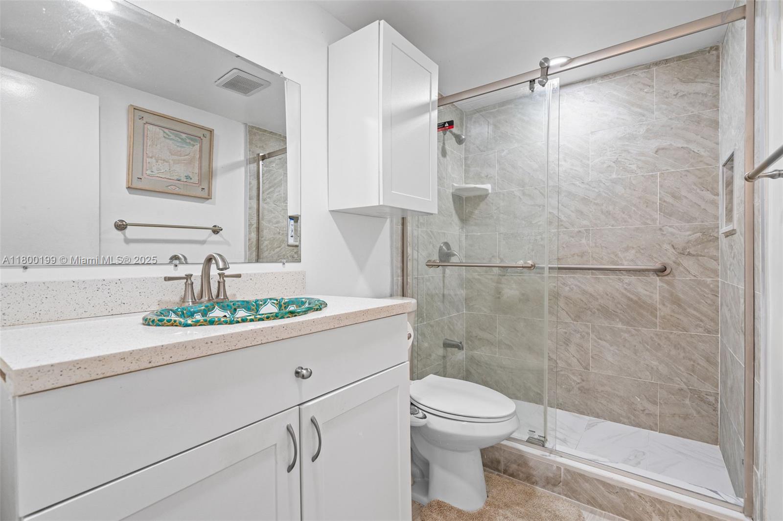 1465 NE 123rd St # 404