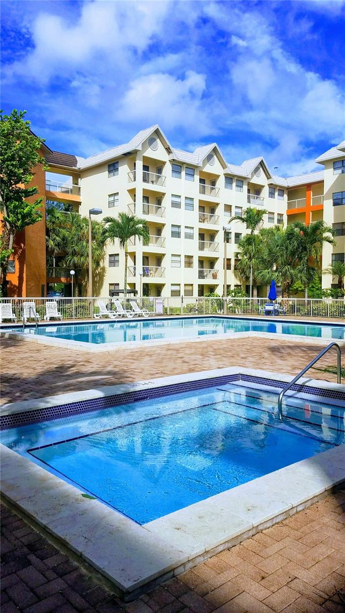 8235 Lake Dr # 308