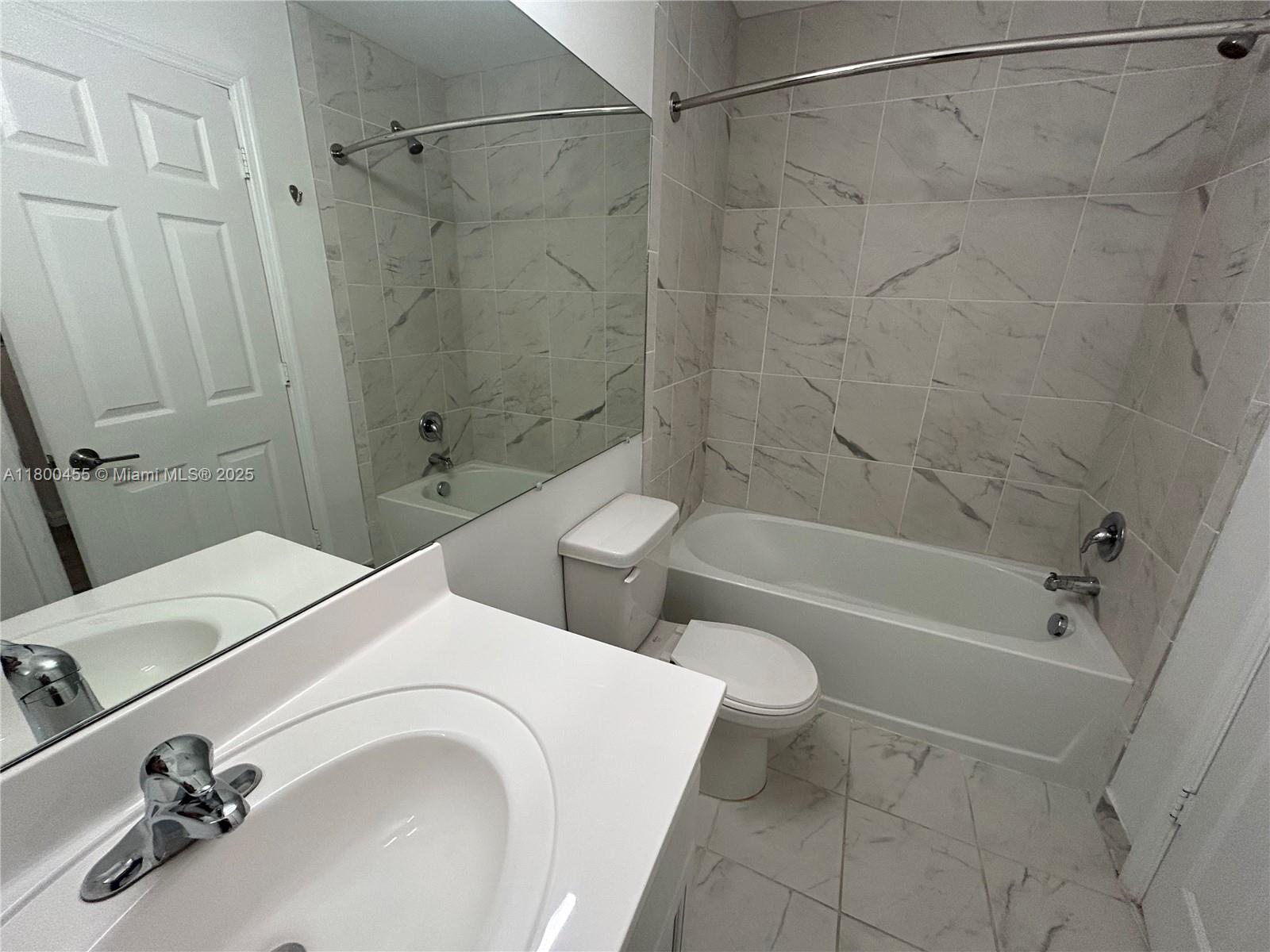 4756 SW 63rd Ter
