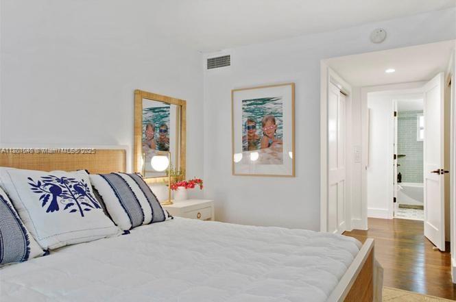 61 Collins Ave # 202
