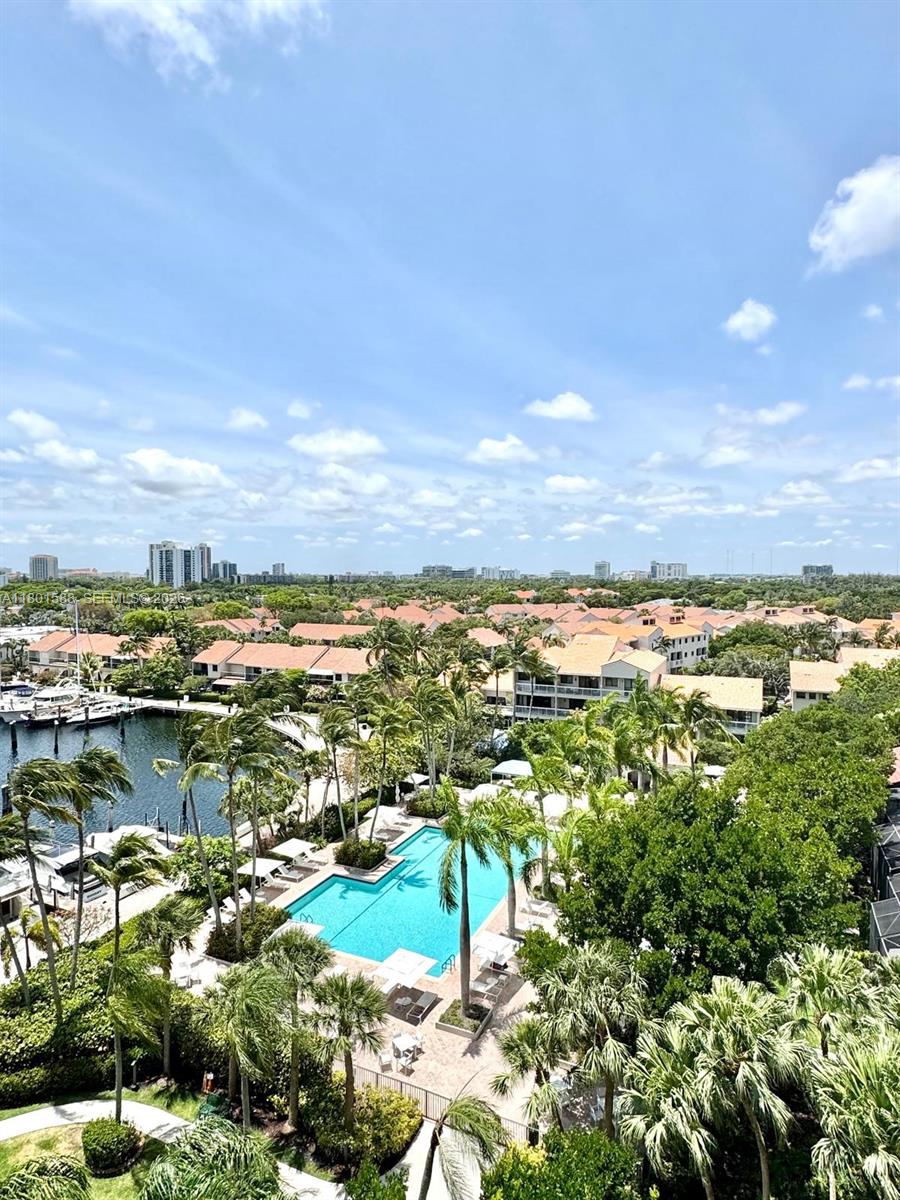 3610 Yacht Club Dr # 810