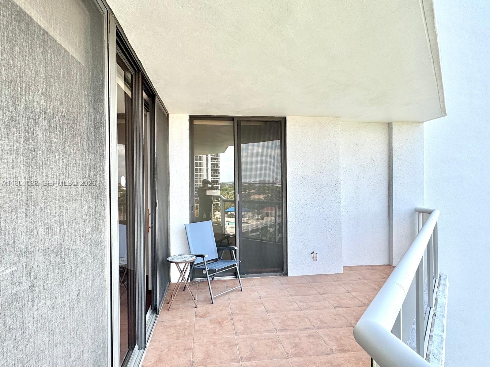 3610 Yacht Club Dr # 810