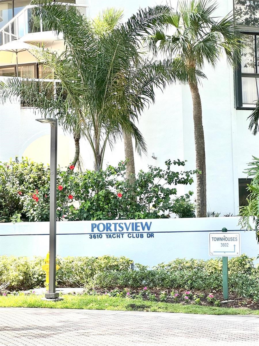 3610 Yacht Club Dr # 810