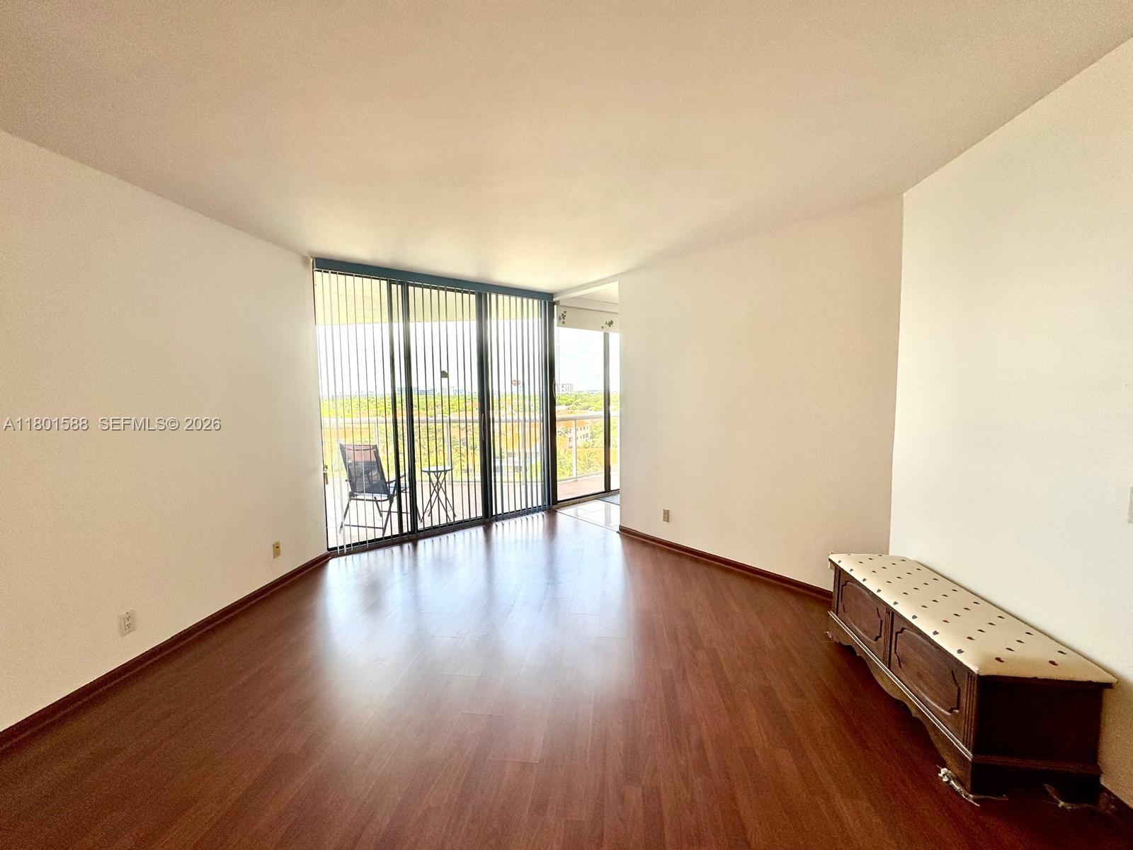3610 Yacht Club Dr # 810