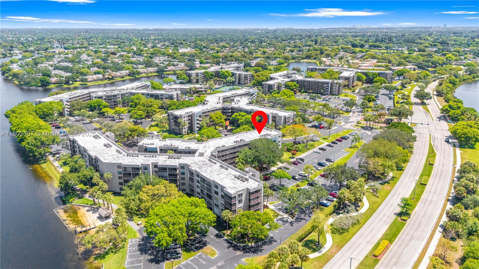 900 Colony Point Cir # 523
