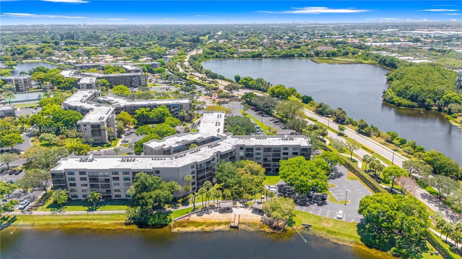 900 Colony Point Cir # 523