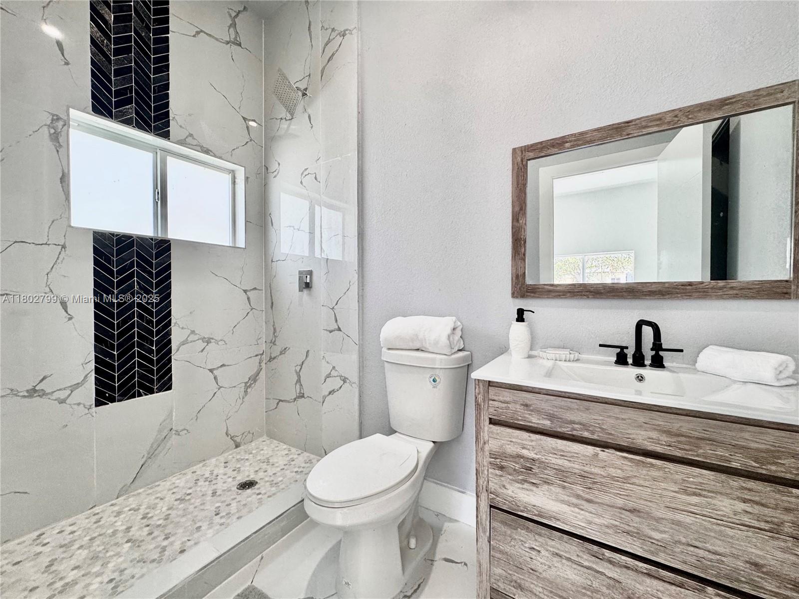 25 NW 193rd St