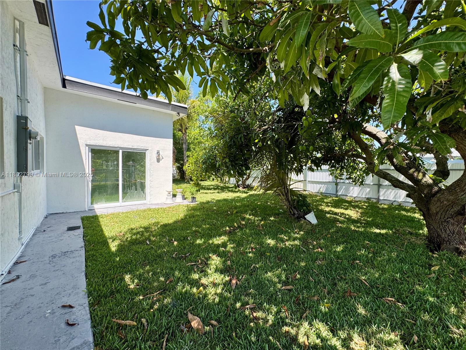 25 NW 193rd St