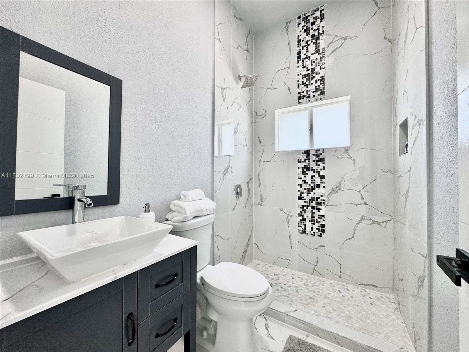 25 NW 193rd St