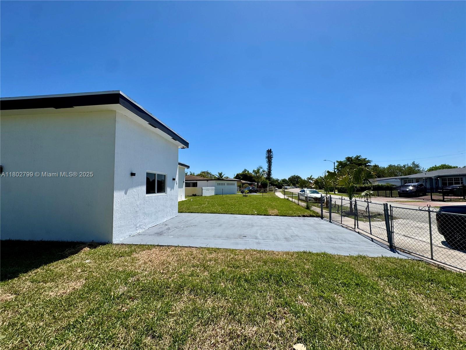 25 NW 193rd St
