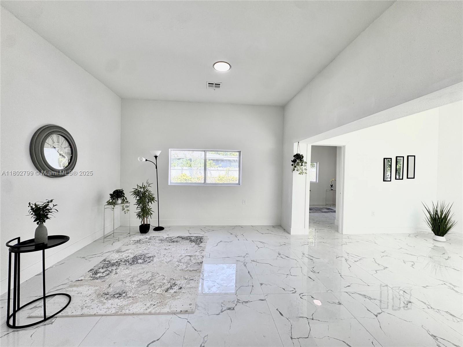25 NW 193rd St