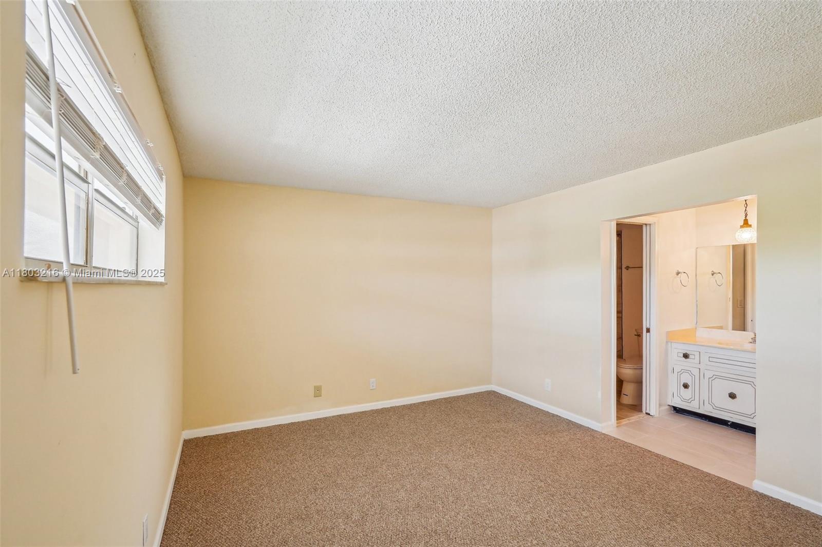 3774 Inverrary Blvd # 203P