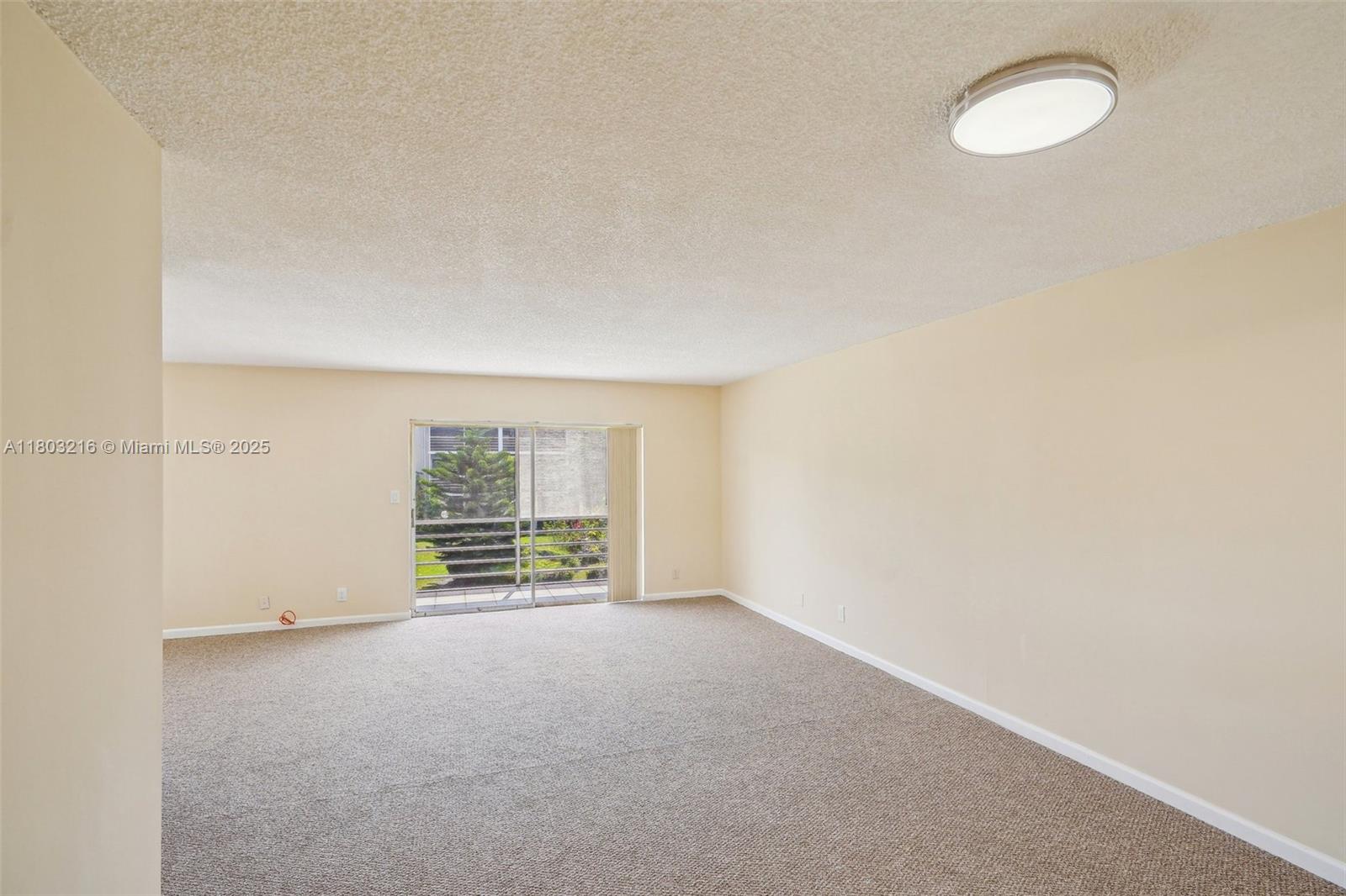3774 Inverrary Blvd # 203P