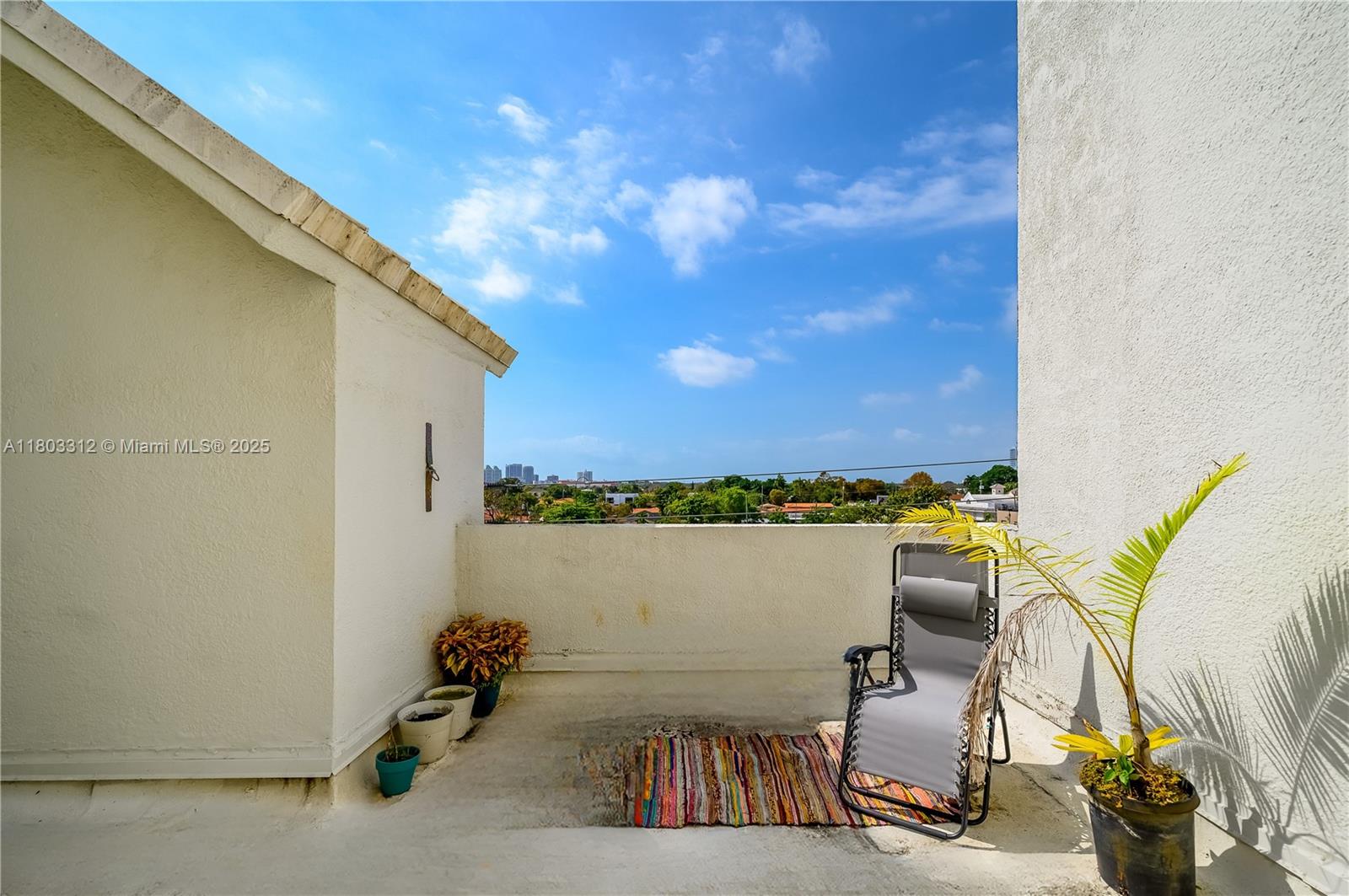 3180 SW 22nd Ter Unit: TLL3