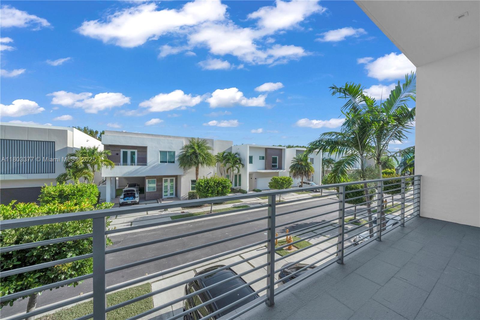 10553 NW 67th Ter