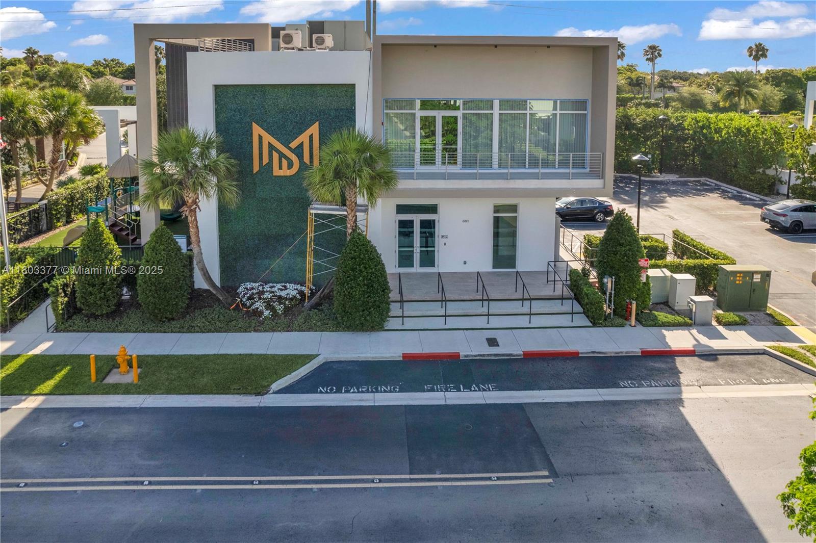 10553 NW 67th Ter