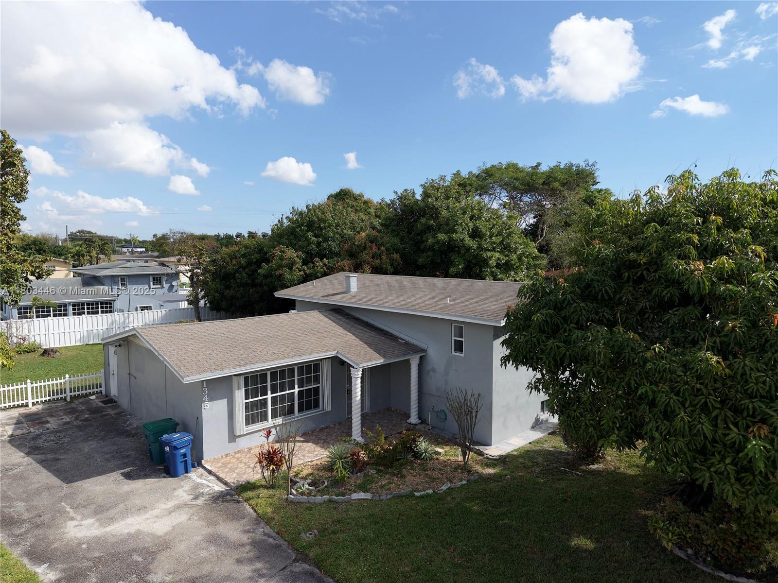 1345 NE 199th St